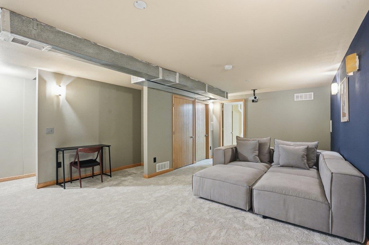 348 Park Sun Prairie, WI 53590 - Photo 32 of 44