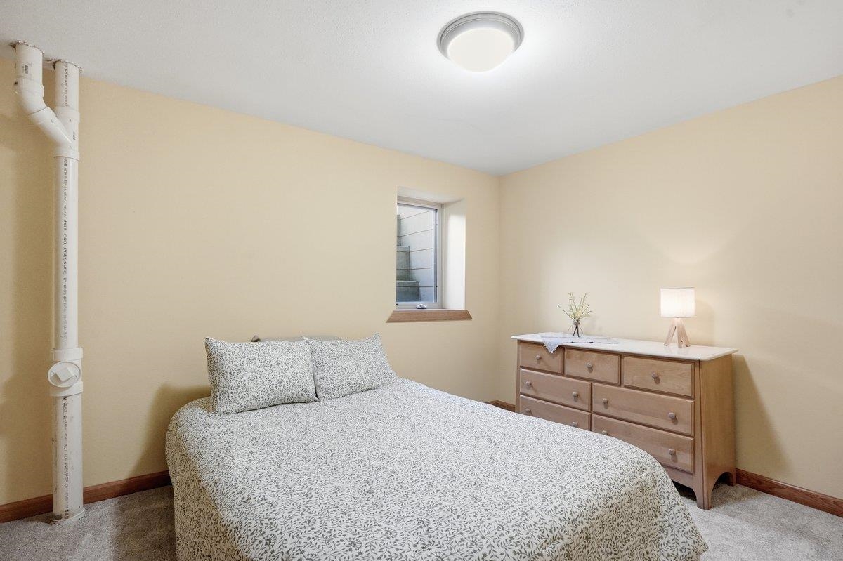 348 Park Sun Prairie, WI 53590 - Photo 34 of 44