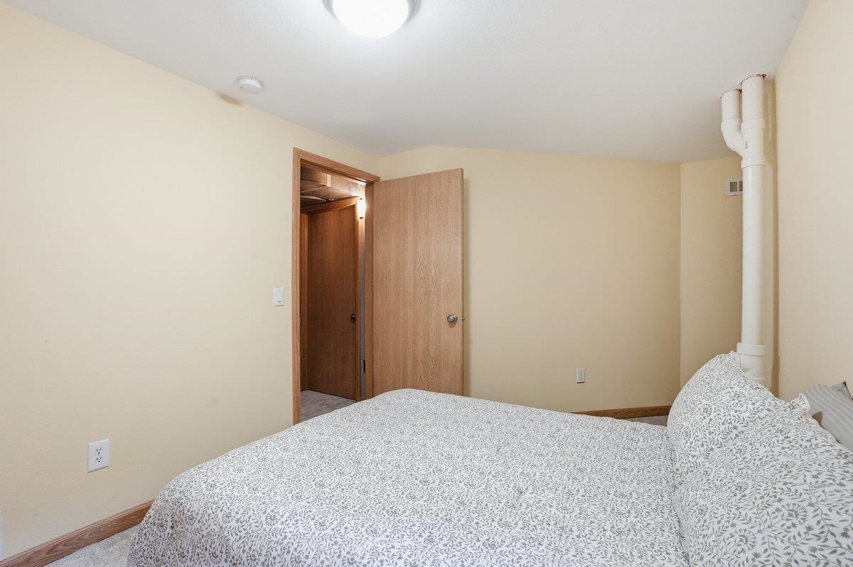 348 Park Sun Prairie, WI 53590 - Photo 36 of 44