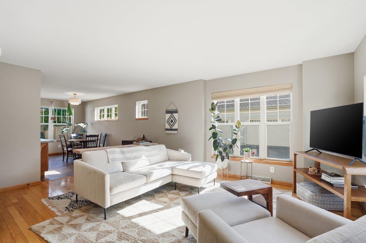 348 Park Sun Prairie, WI 53590 - Photo 6 of 44