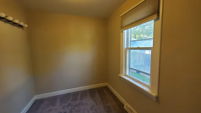 $139,900 | 2002 Nortonia Avenue, St. Paul, MN 55119