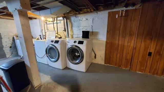 $139,900 | 2002 Nortonia Avenue, St. Paul, MN 55119