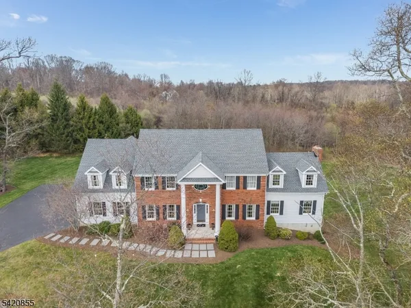 $995,000 | 7 General Morgan Lane, Glen Gardner, NJ 08826
