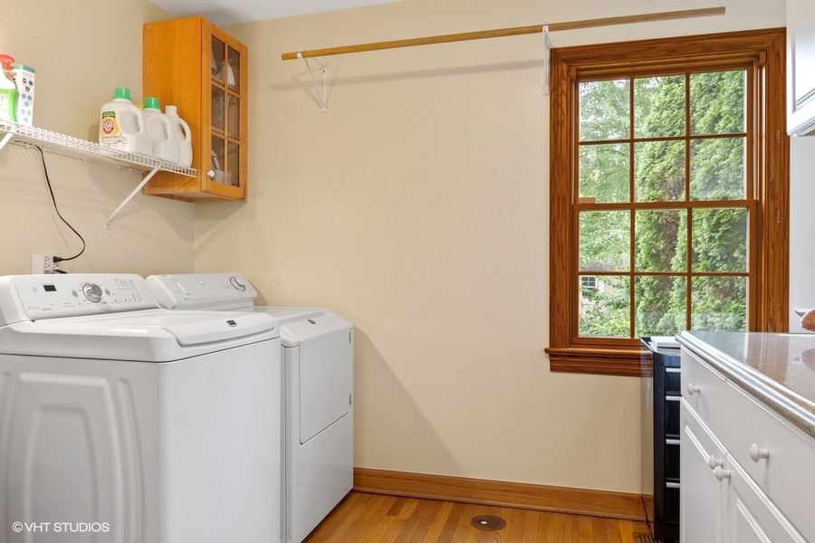 323 Wagner Road Northfield, IL 60093 - Photo 12 of 18 a utility room with dryer and washer