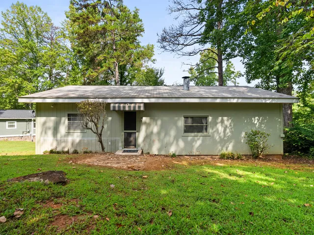 $350,000 | 518 Fishers Cove Road, Fair Play, SC 29643