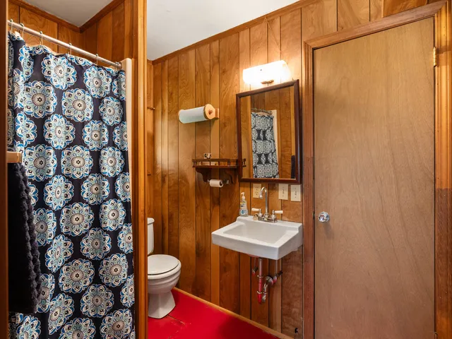 $350,000 | 518 Fishers Cove Road, Fair Play, SC 29643