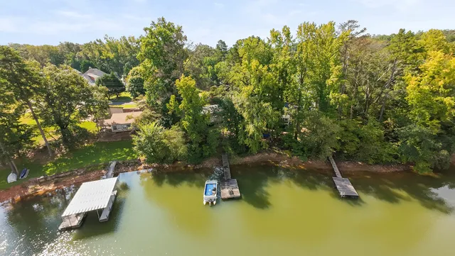 $350,000 | 518 Fishers Cove Road, Fair Play, SC 29643