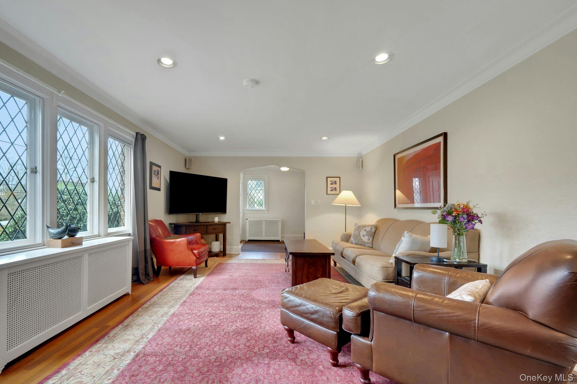 12 Barclay Road Scarsdale, NY 10583 - Photo 9 of 32 View from living room to front hall