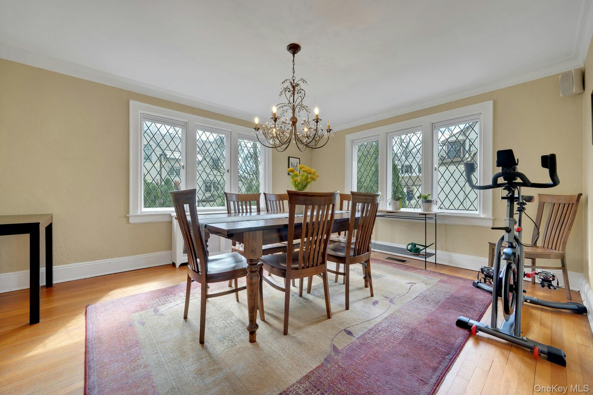 12 Barclay Road Scarsdale, NY 10583 - Photo 10 of 32 Formal Dining room