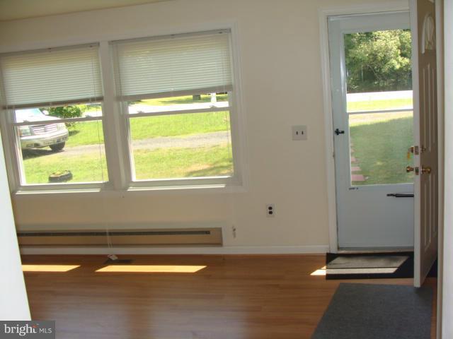 5315 Broomes Island Road Port Republic, MD 20676 - Photo 3 of 15 Living Room