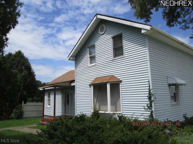 1115 Krumroy Road Akron, OH 44306 - Photo 1 of 25