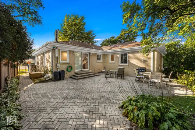 $625,000 | 6872 North Loron Avenue, Chicago, IL 60646