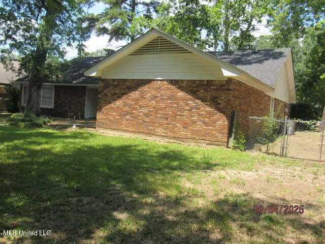 $255,500 | 1431 Tracewood Drive, Jackson, MS 39211