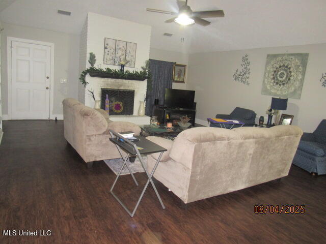 1431 Tracewood Drive Jackson, MS 39211 - Photo 3 of 14 1431 Tracewood Drive (3)