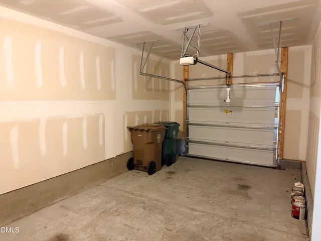 a view of a livingroom with a flesh