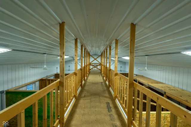 $1,400,000 | 5325 Highway 59, Brazil, IN 47834