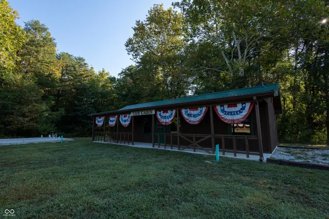 $1,400,000 | 5325 Highway 59, Brazil, IN 47834
