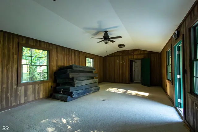 $1,400,000 | 5325 Highway 59, Brazil, IN 47834