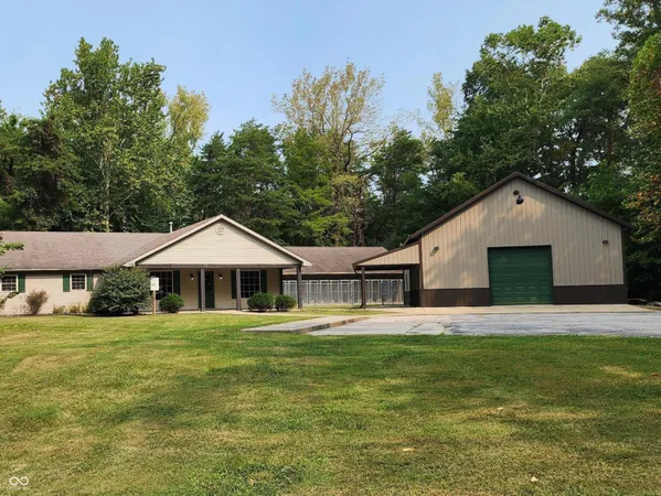 $1,250,000 | 5325 Highway 59, Brazil, IN 47834