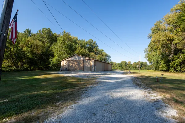$1,250,000 | 5325 Highway 59, Brazil, IN 47834