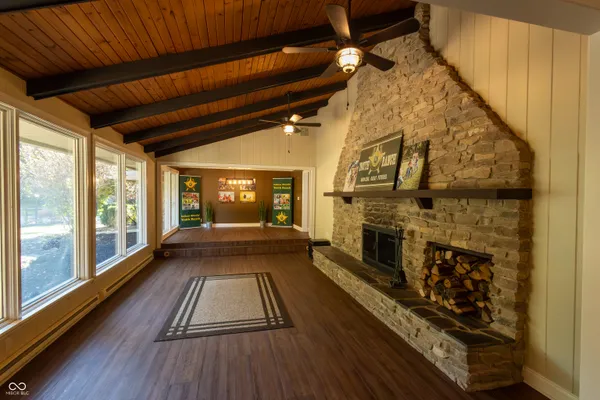 $1,250,000 | 5325 Highway 59, Brazil, IN 47834