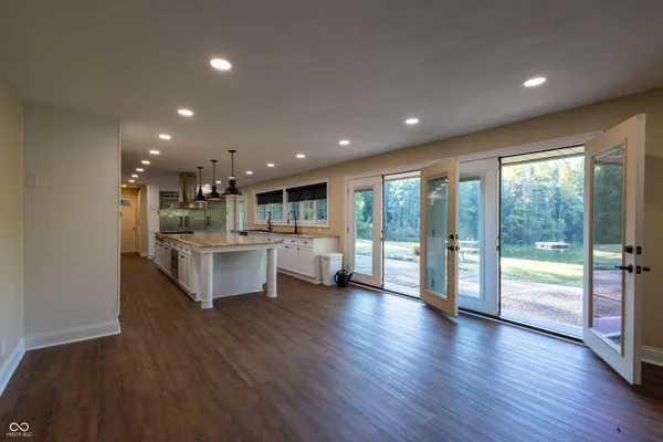 $1,250,000 | 5325 Highway 59, Brazil, IN 47834