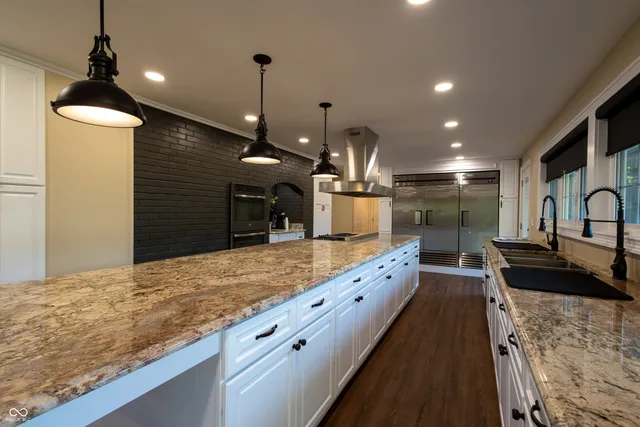 $1,400,000 | 5325 Highway 59, Brazil, IN 47834