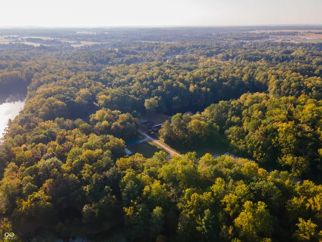 $1,400,000 | 5325 Highway 59, Brazil, IN 47834