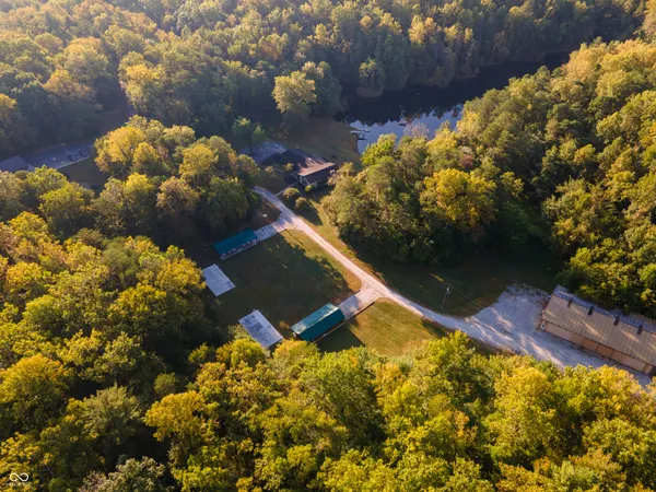 $1,250,000 | 5325 Highway 59, Brazil, IN 47834