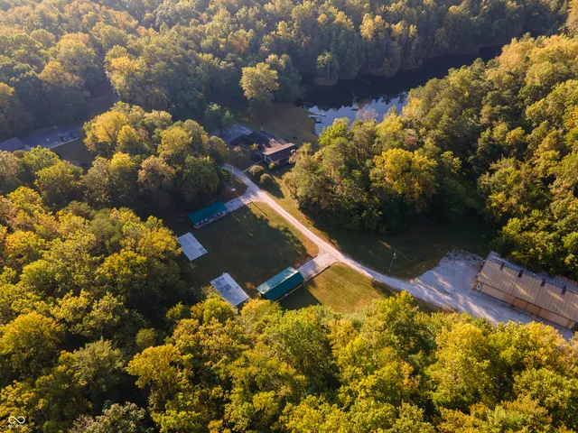 $1,400,000 | 5325 Highway 59, Brazil, IN 47834