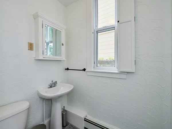 $4,800 | 51 Montrose Street, Somerville, MA 02143