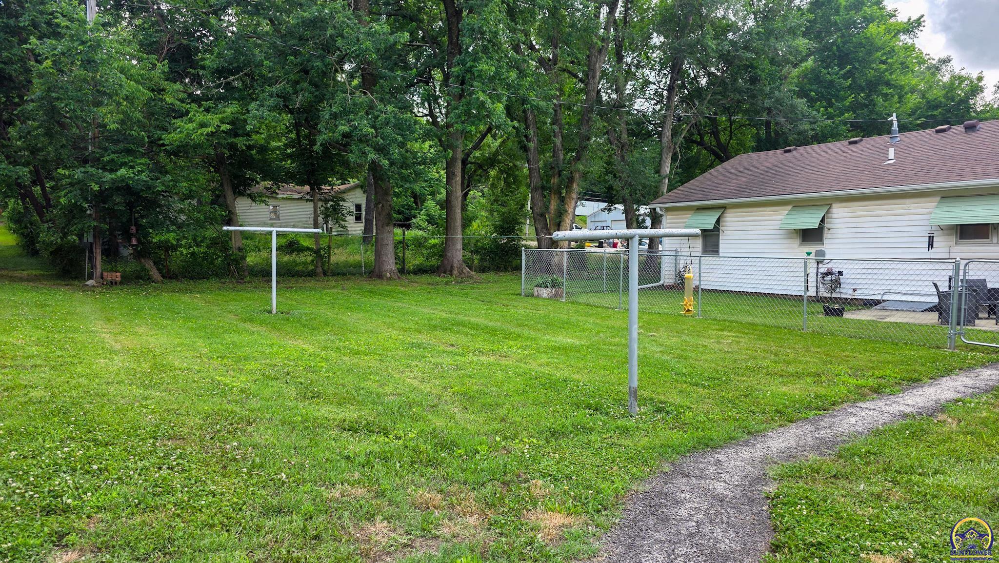 406 Cherry Street Madison, KS 66860 - Photo 37 of 42