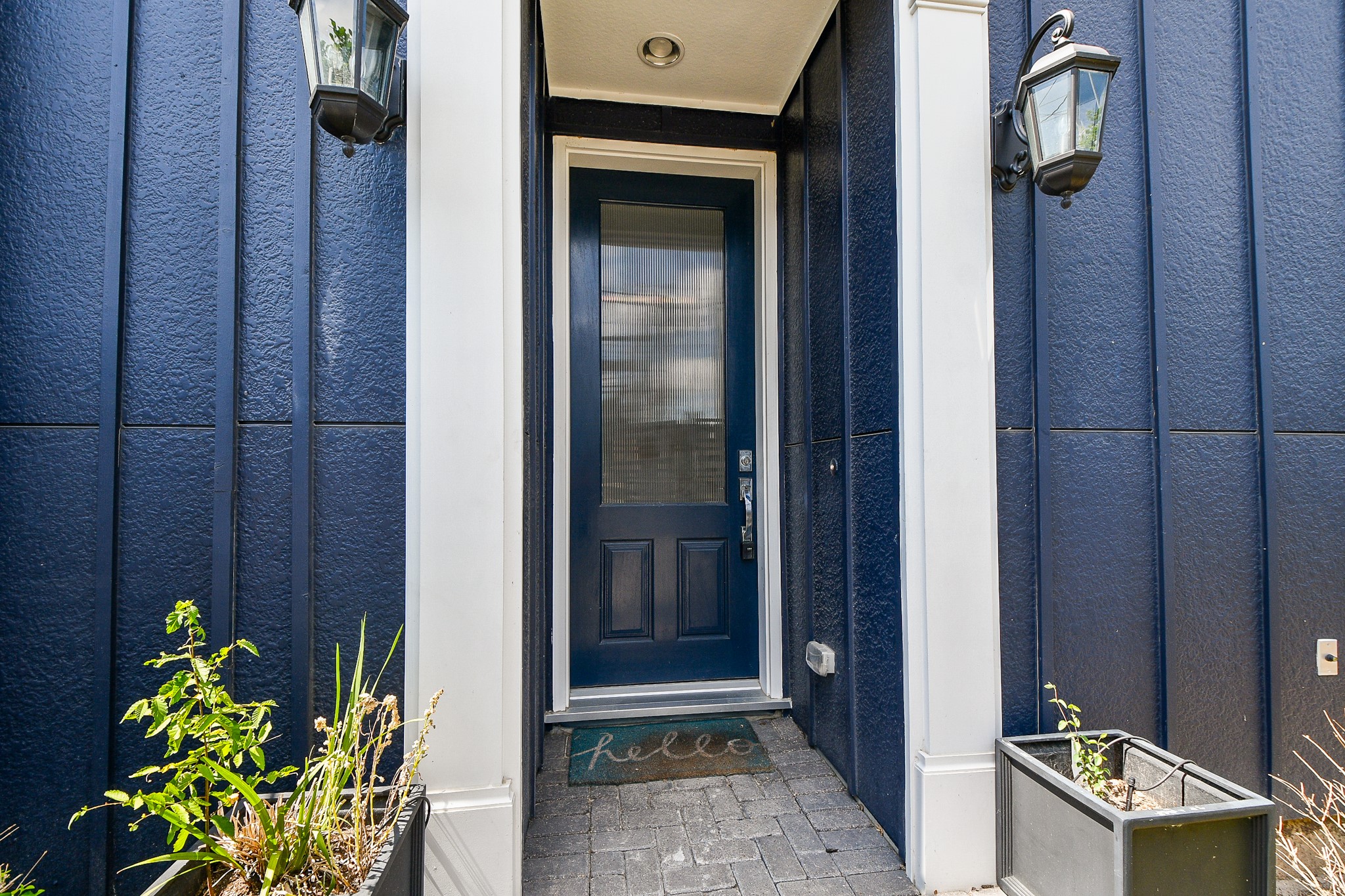 703 Bringhurst Street Houston, TX 77020 - Photo 2 of 27 Welcome Home!