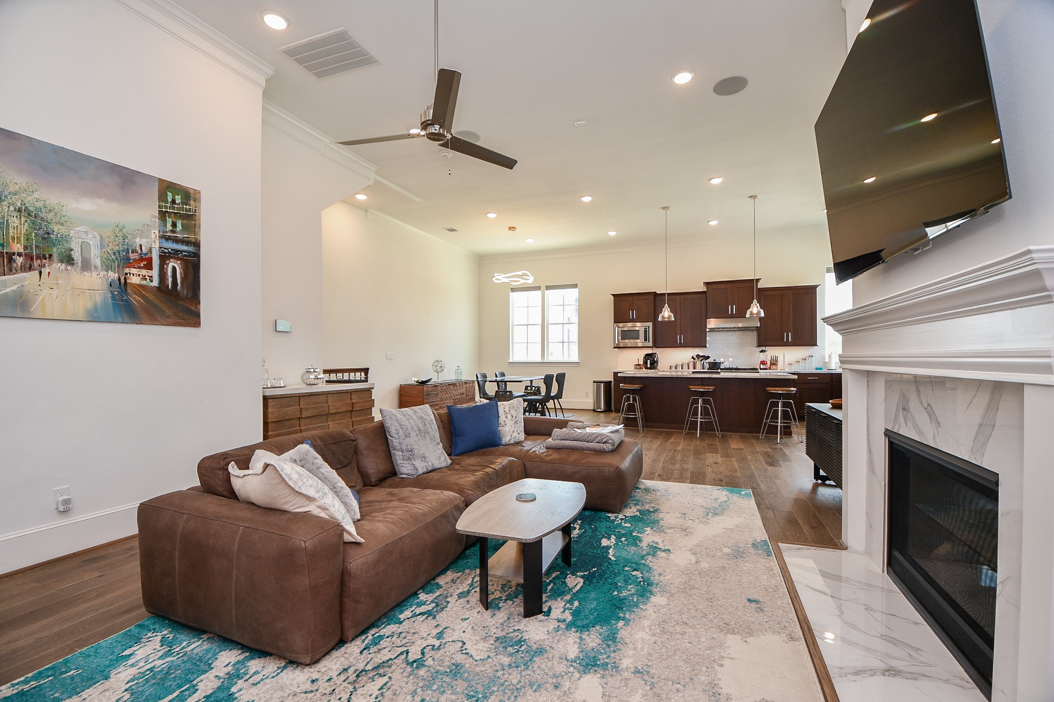 703 Bringhurst Street Houston, TX 77020 - Photo 6 of 27 Entertainers Dream!