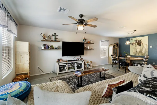 $310,000 | 5317 Trellised Lane, Bulverde, TX 78163