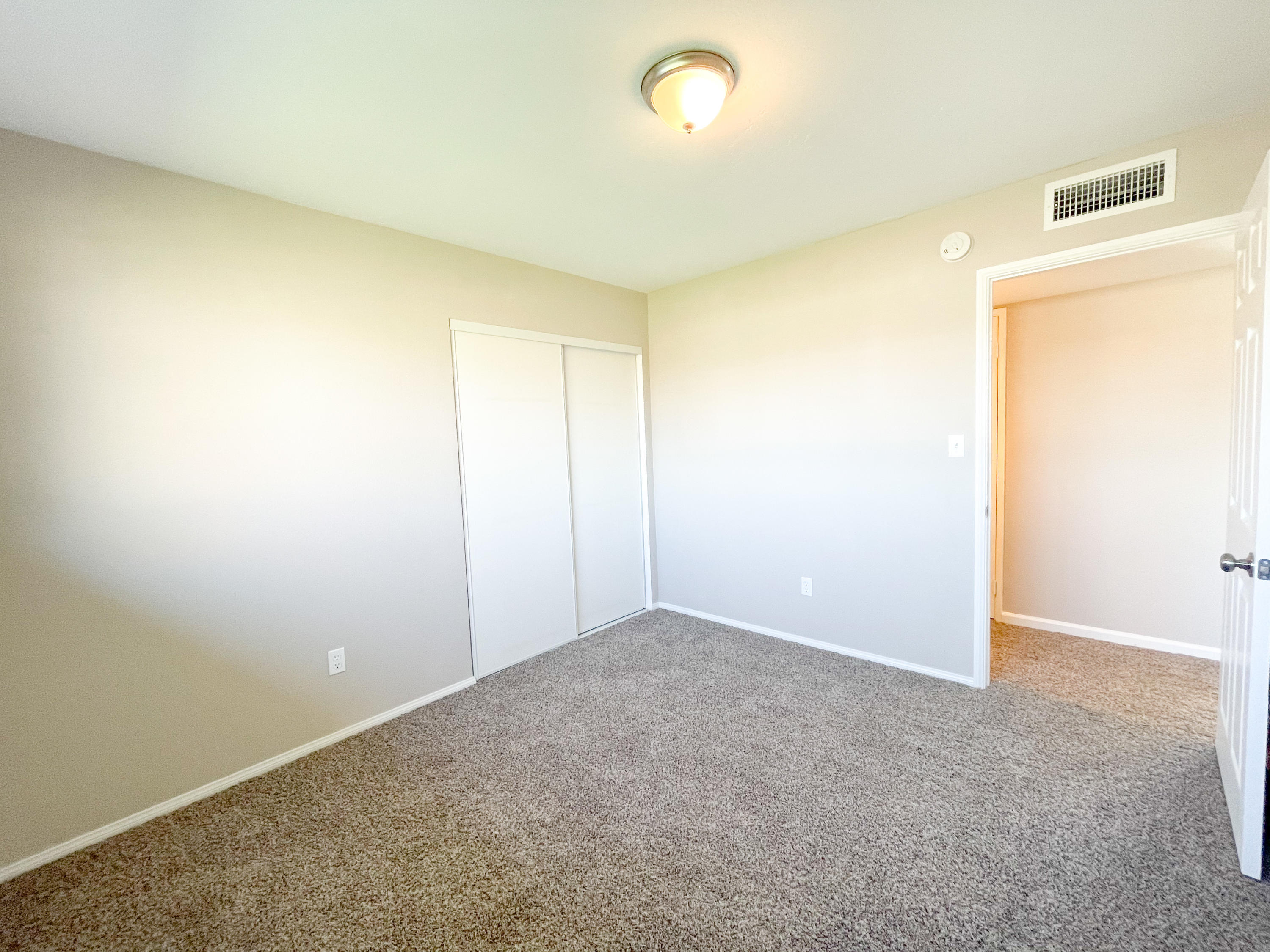429 Peg Street Ridgecrest, CA 93555 - Photo 17 of 20 an empty room with an entryway