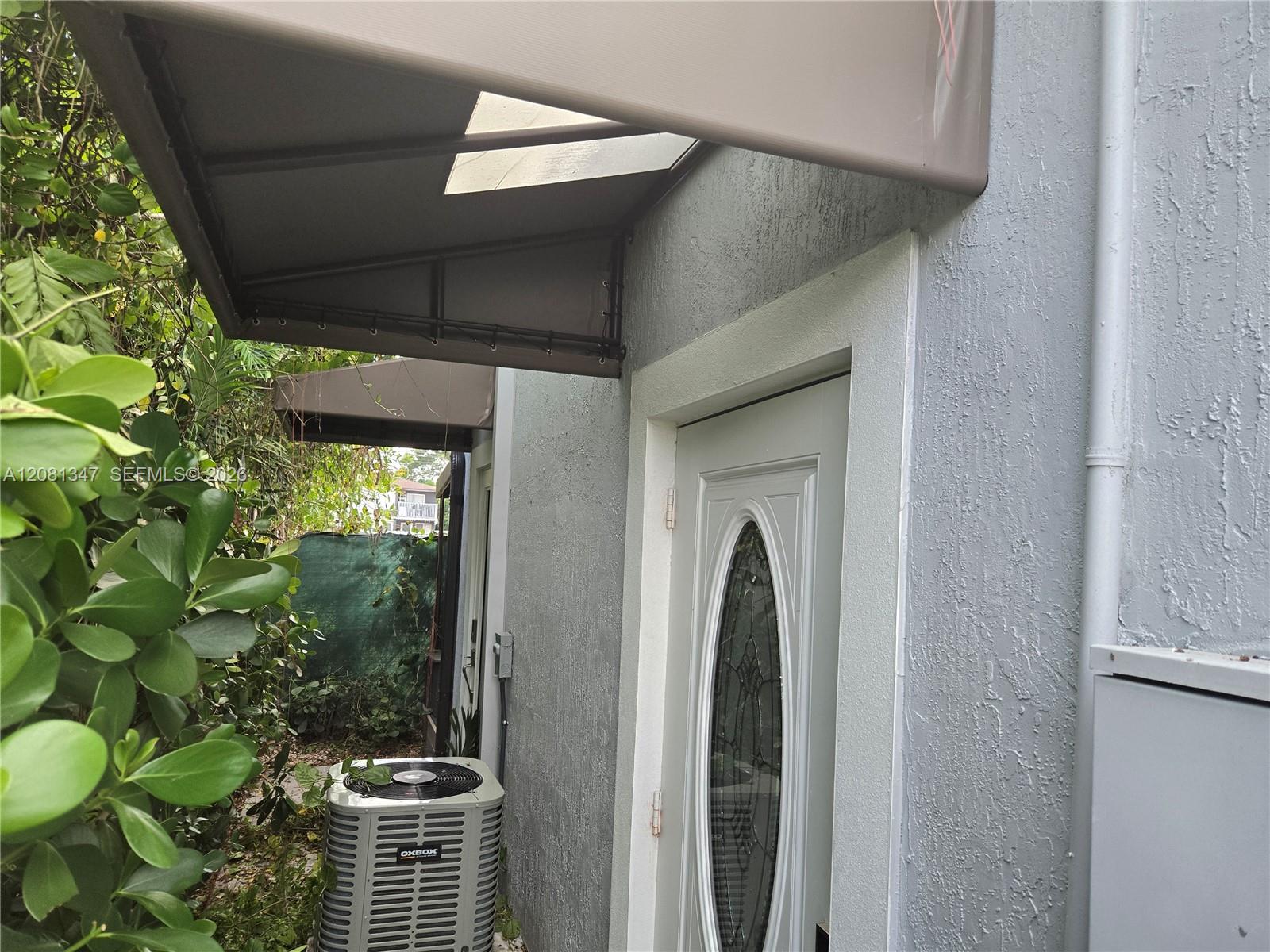 9230 Southwest 35th Street, Unit BACK Miami, FL 33165 - Photo 3 of 3 Gallery Image 3