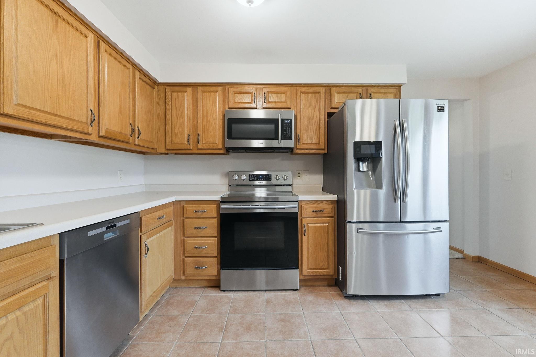 14509 Ridgecrest Drive Leo, IN 46765 - Photo 15 of 38