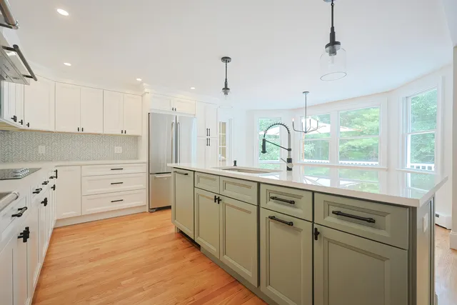 $1,299,000 | 7 Highfield Drive, Sandwich, MA 02563