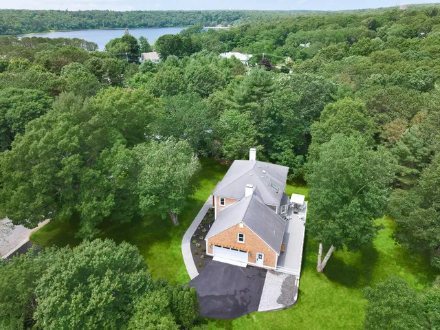 $1,299,000 | 7 Highfield Drive, Sandwich, MA 02563
