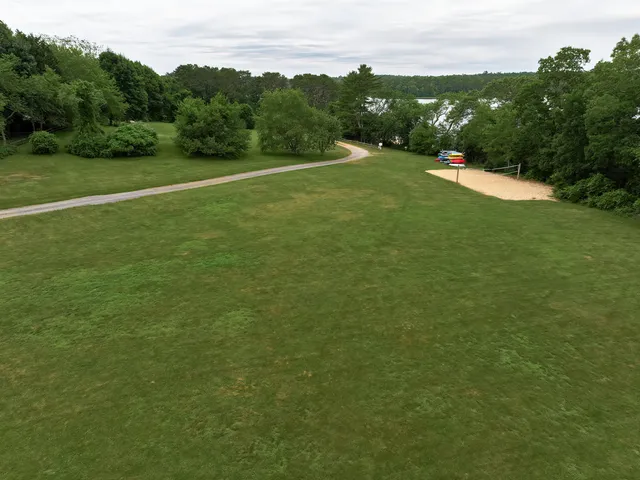 $1,299,000 | 7 Highfield Drive, Sandwich, MA 02563