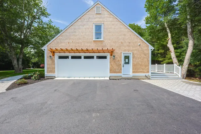 $1,299,000 | 7 Highfield Drive, Sandwich, MA 02563