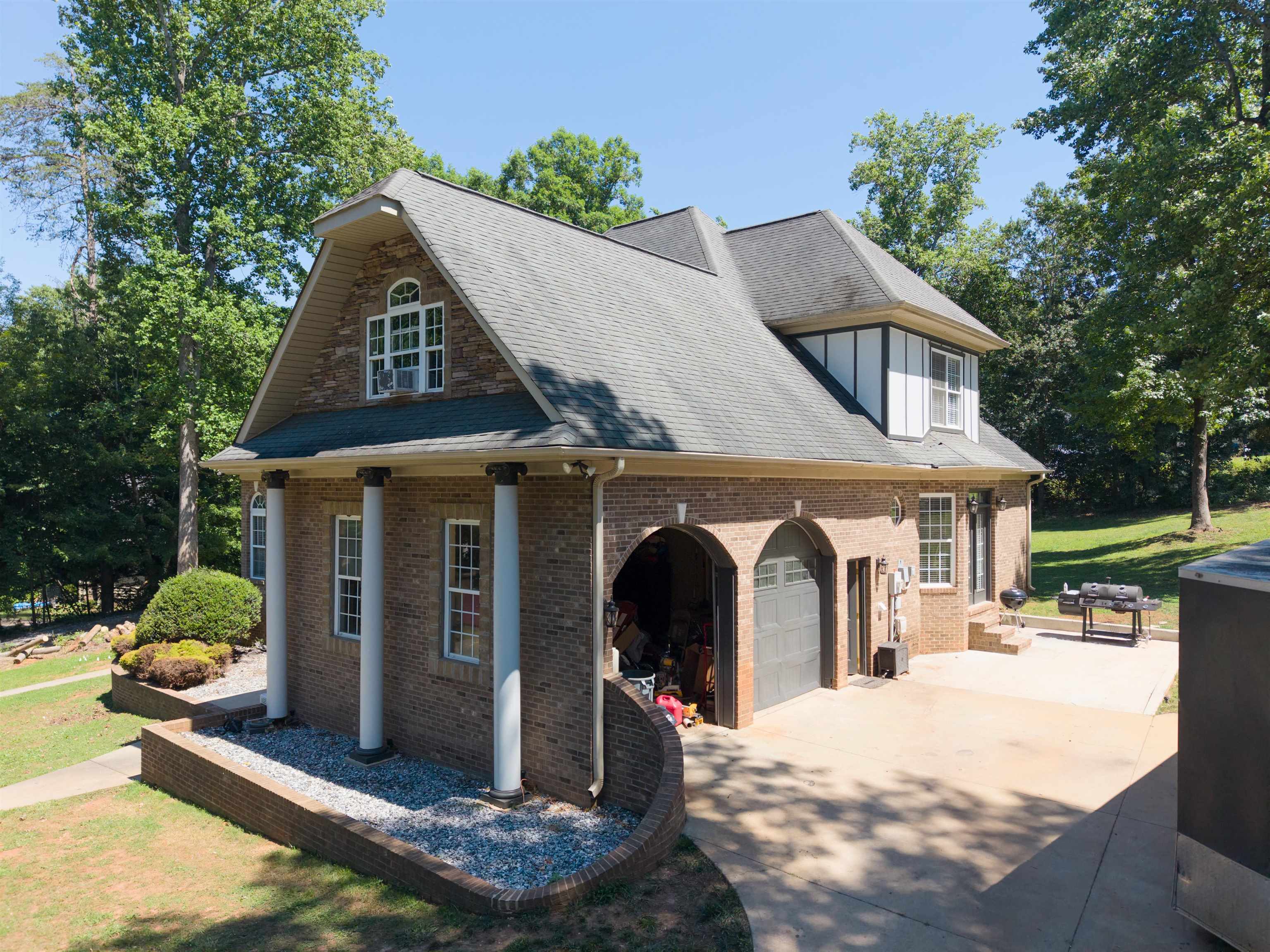 102 Point Bluff Court Inman, SC 29349 - Photo 8 of 50