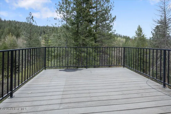 $450,000 | 302 Rio Vista Street, Osburn, ID 83849