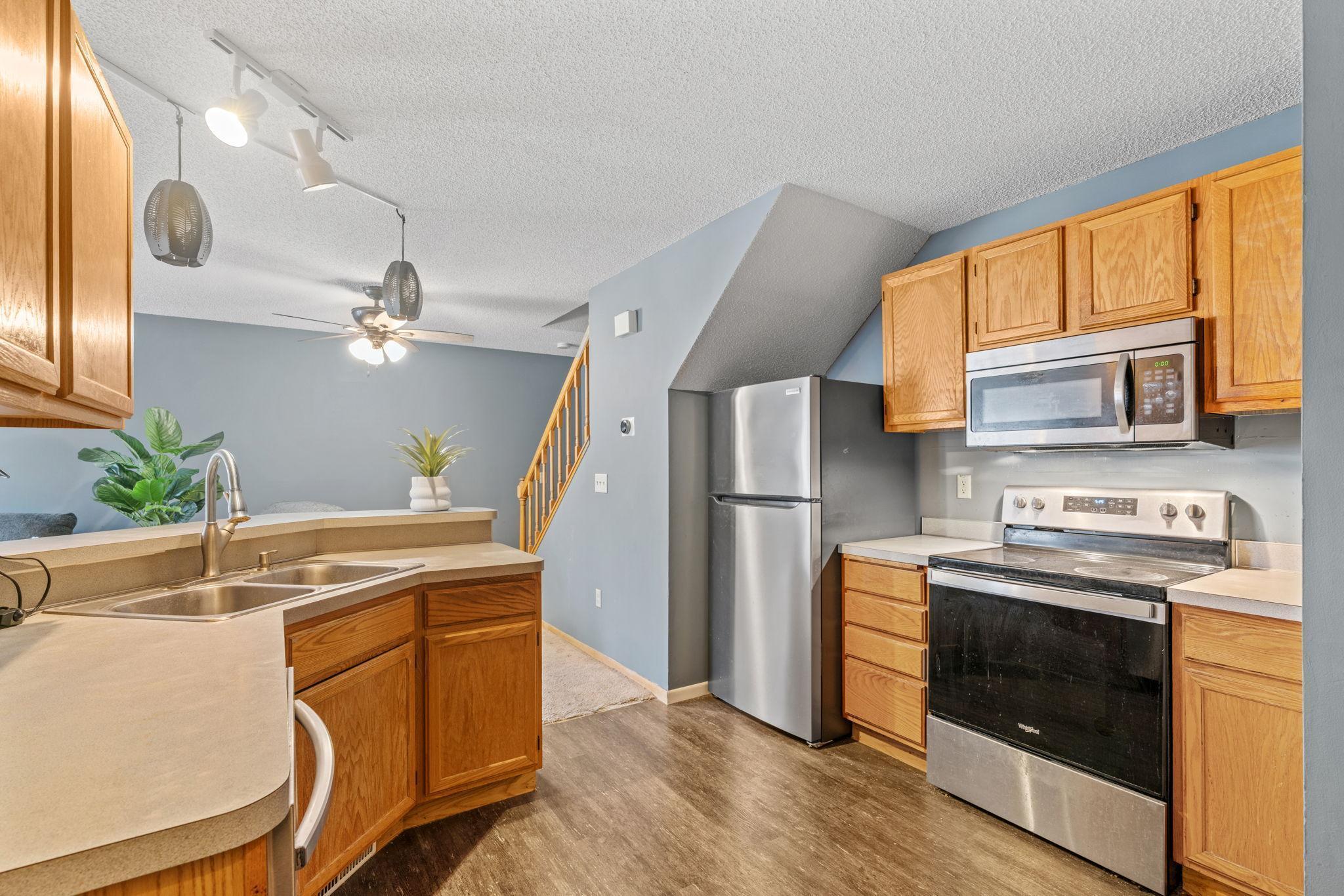 9941 Fillmore Street Northeast Blaine, MN 55434 - Photo 5 of 15