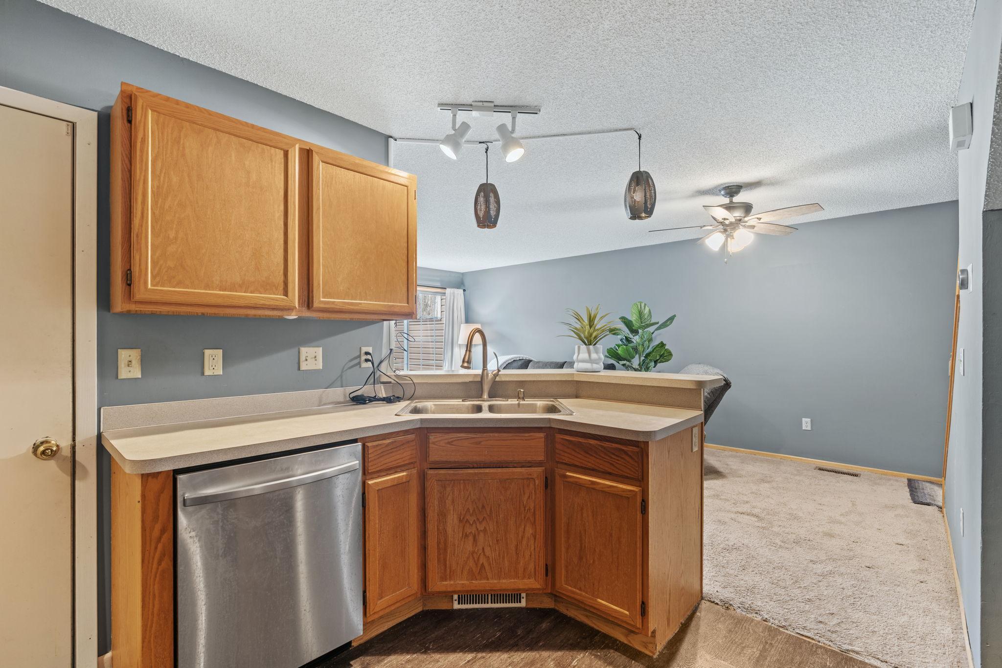 9941 Fillmore Street Northeast Blaine, MN 55434 - Photo 6 of 15