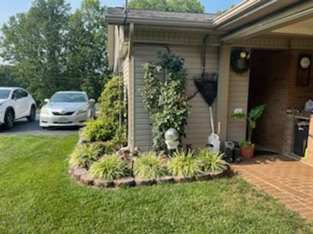 307 Sherwood Circle Ridgeway, VA 24148 - Photo 5 of 23 5