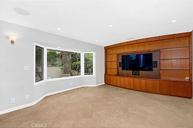 $2,390,000 | 19331 Tomlee Avenue, Torrance, CA 90503