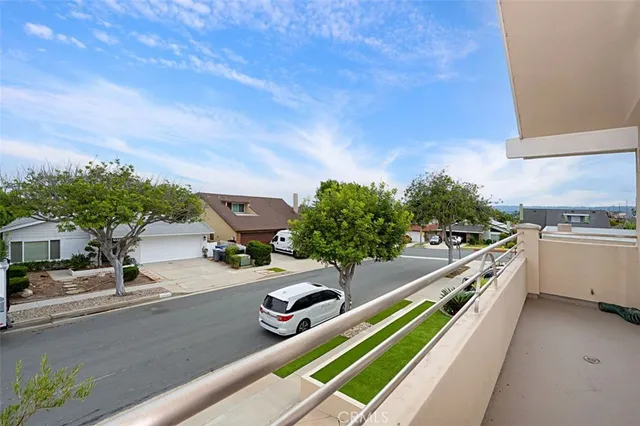 $2,390,000 | 19331 Tomlee Avenue, Torrance, CA 90503