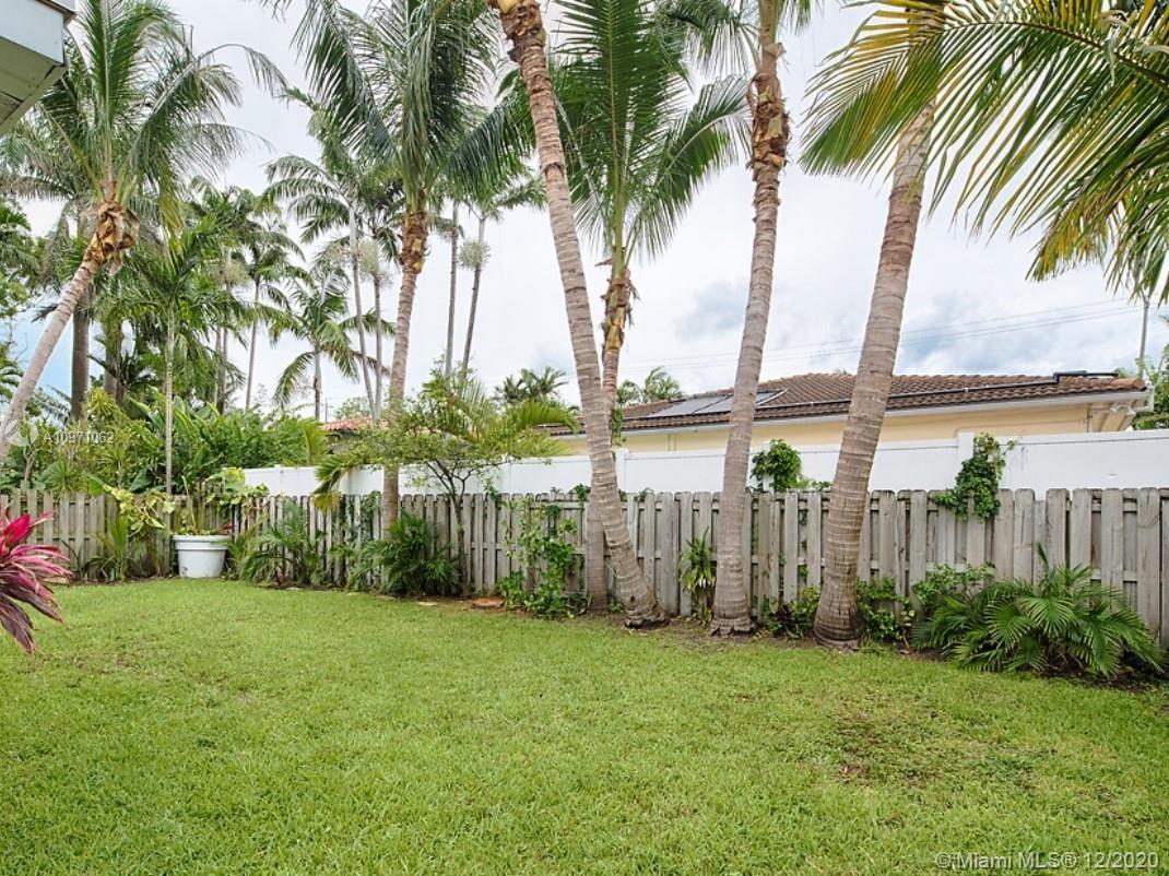 9040 Abbott Avenue Surfside, FL 33154 - Photo 17 of 26